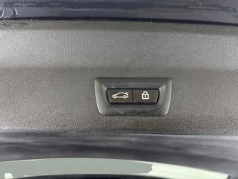 BMW iX3 80kWh M Sport Pro (286 ps) - GESTURE CONTROL - HUD - ADAPT CRUIS