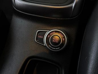 Suzuki S-cross 1.5h Ultra AGS ALLGRIP (115 ps) - CARPLAY - 360 CAM - LED