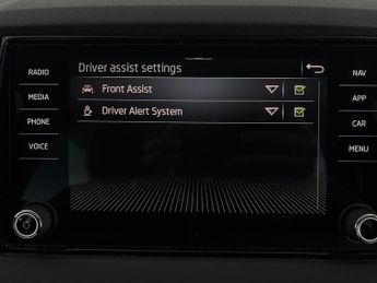 Skoda Karoq 1.5 TSI ACT SE Drive DSG (150 ps) - BLUETOOTH - CRUISE - CLIMATE