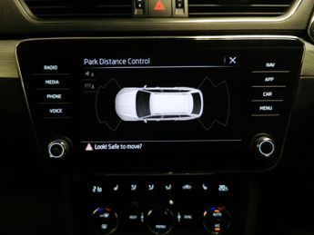 Skoda Superb 2.0 TDI SE Technology DSG (150 ps) - DRIVER MEMORY SEAT - BLUETO