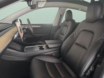 Tesla Model Y (Dual Motor) Long Range 4WDE (384 bhp) - HEATED STEERING