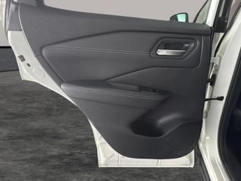 Nissan Qashqai 1.3 DIG-T MHEV Acenta Premium XTRON (158 ps) - LANE DEPARTURE  -
