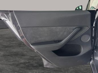 Tesla Model Y SUV RWD (346 ps) KEYLESS ENTRY - REV CAM - LED HEADLIGHTS