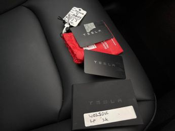Tesla Model Y SUV RWD (346 ps) KEYLESS ENTRY - REV CAM - LED HEADLIGHTS