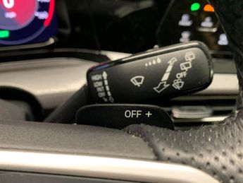 Volkswagen Golf 1.4 TSI 13kWh GTE Plug-in DSG (245 ps) - DIGITAL DASH - PADDLE S