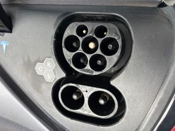 Tesla Model Y SUV RWD (346 ps) KEYLESS ENTRY - REV CAM - LED HEADLIGHTS