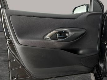 Toyota Yaris 1.5 VVT-h GR SPORT E-CVT (116 ps) - REVERSE CAM - NAV - LANE TRA