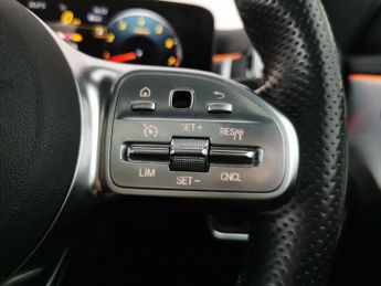 Mercedes-Benz CLA 2.0 CLA250 AMG Line (Premium Plus 2) Coupe 7G-DCT (224 ps) - REV
