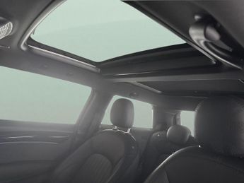 Mini Electric Hatch Cooper SE 32.6kWh Resolute Edition (184 ps) - 17IN ALLOYS - PAN 