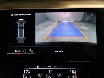 Audi e-tron 50 Black Edition quattro 71.2kWh (11kW Charger) (313 ps) - ADJUS