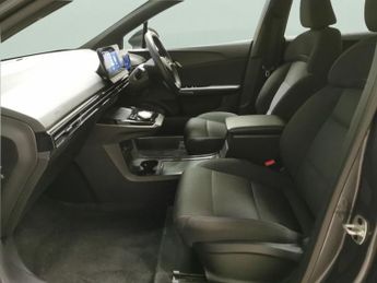 MG Mg4 51kWh SE (170 ps) - FABRIC - BLACK - CARPLAY - LED