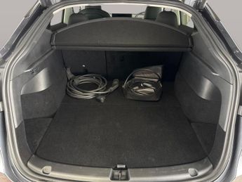 Tesla Model Y SUV RWD (346 ps) KEYLESS ENTRY - REV CAM - LED HEADLIGHTS
