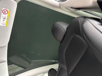 Tesla Model Y SUV RWD (346 ps) KEYLESS ENTRY - REV CAM - LED HEADLIGHTS