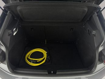 Volkswagen ID.3 Pro 58kWh Life (145 ps) - COMFORT PACK - WIFI - LANE DEPARTURE