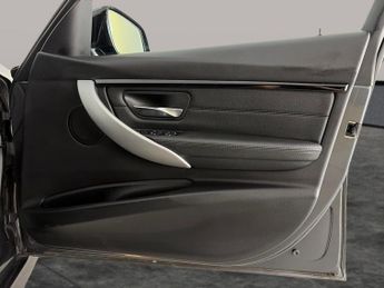 BMW 3 Series 2.0 320d M Sport xDrive (190 ps) - INTERIOR TRIM - BRUSHED ALUMI