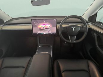 Tesla Model Y SUV RWD (346 ps) - HEATED STEERING - WIFI - BLIND SPOT ASSIST
