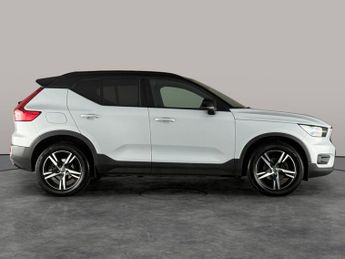Volvo XC40 1.5 T3 R-Design (163 ps) - PARK ASSIST - LED - LANE DEPARTURE