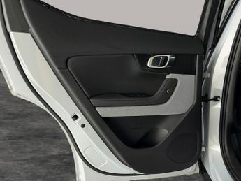 Polestar Polestar 2 Single Motor 69kWh Standard Range Fastback FWD (231 ps) - APPLE 