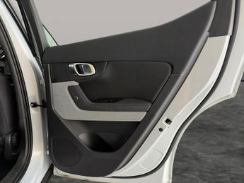 Polestar Polestar 2 Single Motor 78kWh Long Range Fastback FWD (231 ps) - PARK ASSIS