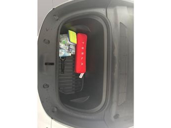 Tesla Model Y SUV RWD (346 ps) - HEATED STEERING - WIFI - BLIND SPOT ASSIST
