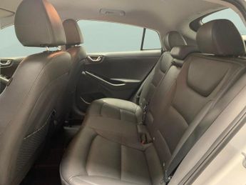 Hyundai Ioniq 1.6 h-GDi GPF Premium SE DCT (141 ps) - NAV - HEATED STEERING