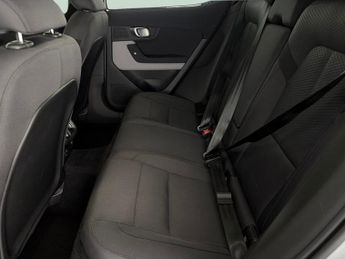 Polestar Polestar 2 Single Motor 69kWh Standard Range Fastback FWD (231 ps) - APPLE 