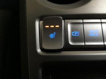 Hyundai Kona 64kWh Premium (10.5kW Charger) (204 ps) - UPGRADED SOUND - KEYLE