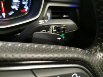 Audi A4 2.0 TDI Black Edition S Tronic (150 ps) - DAB - BLUETOOTH - CRUI
