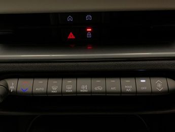 Fiat 600 1.2 MHEV La Prima e-DCT (100 ps) - CARPLAY - KEYLESS ENTRY - PAR