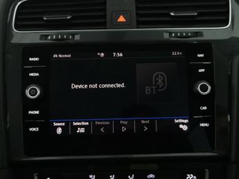 Volkswagen E-golf 35.8kWh e-Golf (136 ps) - LED - BLUETOOTH - PARK SENSORS