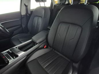Audi e-tron 50 Technik quattro 71.2kWh (313 ps) - ADJUSTABLE SUSPENSION