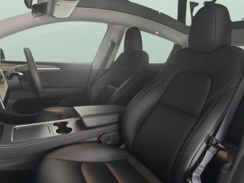 Tesla Model Y (Dual Motor) Long Range 4WDE (384 bhp) - HEATED STEERING - WIFI