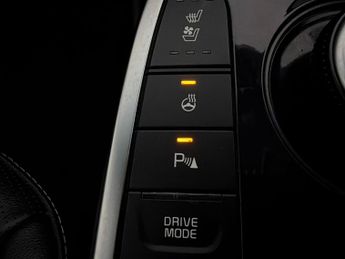 Kia Niro 64kWh 4+ (201 bhp) - LED - REVERSE CAM - NAV