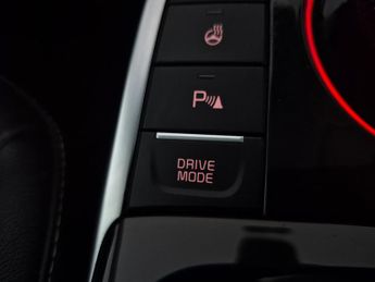 Kia Niro 64kWh 3 (201 bhp) - HEATED LEATHER - HEATED STEERING - LANE DEPA