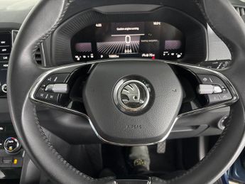 Skoda Karoq 1.5 TSI ACT SE Drive DSG (150 ps) - BLUETOOTH - CRUISE - CLIMATE