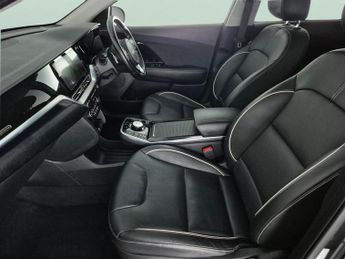 Kia Niro 64kWh 3 (201 bhp) - HEATED LEATHER - HEATED STEERING - LANE DEPA