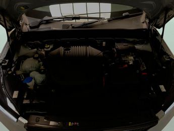 Volvo XC40 1.5h T4 Recharge 10.7kWh Plus Plug-in (211 ps) - KEYLESS ENTRY