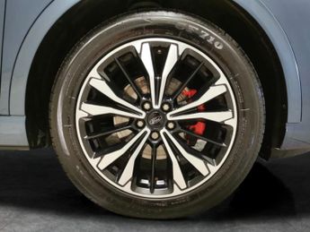Ford Kuga 2.5h Duratec ST-Line X Edition CVT (190 ps) - NAV - HEATED STEER