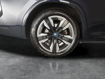 BMW iX3 80kWh M Sport (286 ps) - LEATHER - HEATED SEATS - NAV