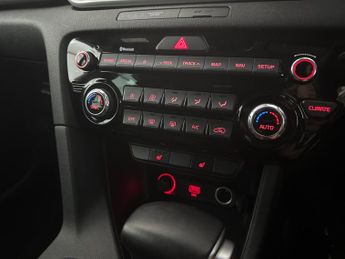 Kia Sportage 1.6 T-GDi GT-Line DCT AWD (174 bhp) - CRUISE - PADDLE SHIFT - 19