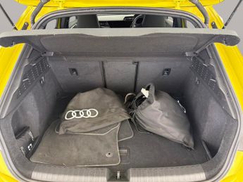 Audi A3 45 TFSI e S Line Competition S Tronic Tech Pro - LED HEADLIGHTS 