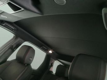 Land Rover Discovery Sport 1.5 P300e 12.2kWh R-Dynamic SE Plug-in 4WD (309 ps) - CARPLAY