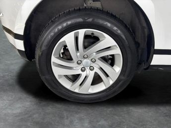 Land Rover Range Rover Evoque 1.5 P300e 12.2kWh R-Dynamic S Plug-in 4WD (309 ps) - REV CAM - A