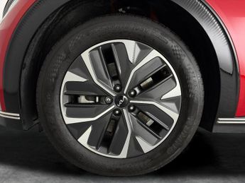 Kia Ev6 77.4kWh Air (225 bhp) - REVERSE CAM - NAV - HEATED LEATHER