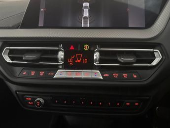 BMW 1 Series 1.5 118i M Sport (LCP) DCT (136 ps) - ATTENTIVENESS ASSISTANT