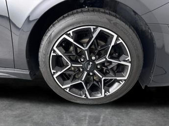 Kia Ceed 1.6 CRDi MHEV GT-Line DCT (134 bhp) APPLE CARPLAY - REV CAM - SA