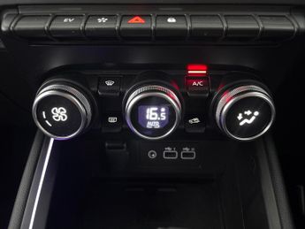 Renault Clio 1.6 E-TECH techno (145 ps) - ACTIVE LANE ASSIST - LED - REVERSE 