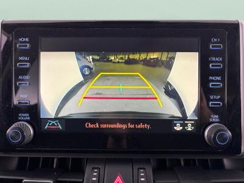 Toyota RAV4 2.5 VVT-h GPF Design CVT (218 ps) - LED - REVERSE CAM - NAV