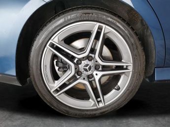 Mercedes-Benz CLA 2.0 CLA250 AMG Line (Premium Plus 2) Coupe 7G-DCT (224 ps) - REV