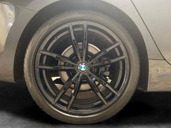 BMW 3 Series 2.0 320d M Sport xDrive (190 ps) - LEATHER - TECH PACK - PARK AS